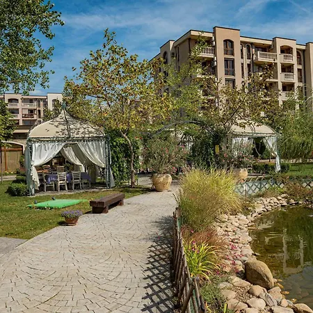 Superior 1 Bd In Cascadas By Menada Slantschew brjag